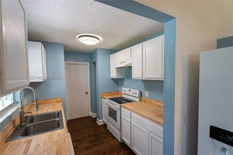 618 SW Ray Ave, Port Saint Lucie, FL 34983 - #2