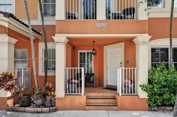 10828 SW 243rd St, Homestead, FL 33032