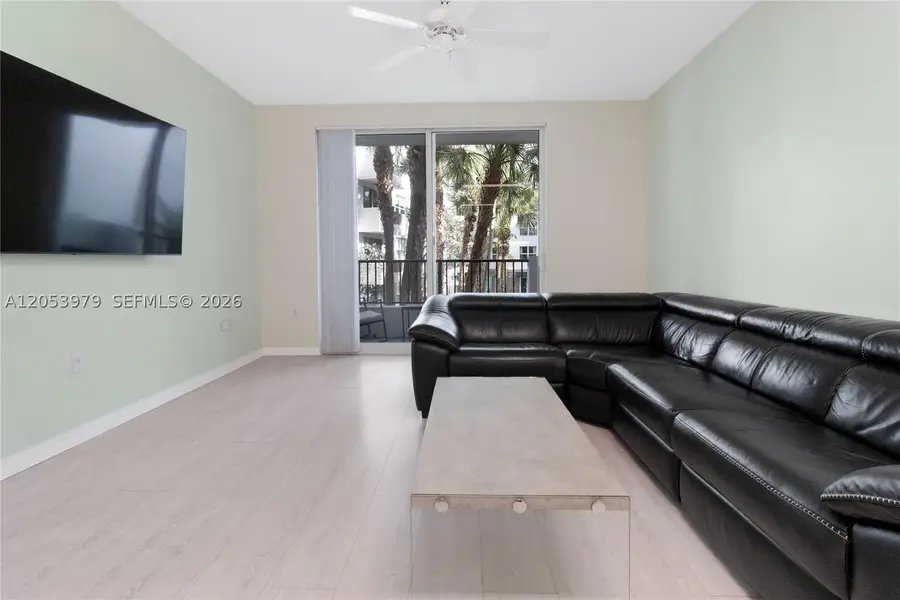 2421 NE 65th St #217, Fort Lauderdale, FL 33308 - #2