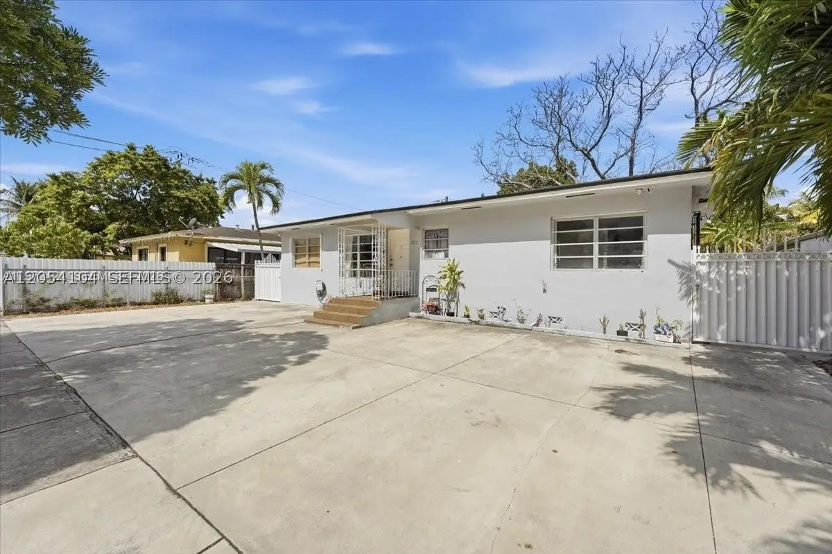 Address Withheld By Seller, Hialeah, FL 33013 - #1