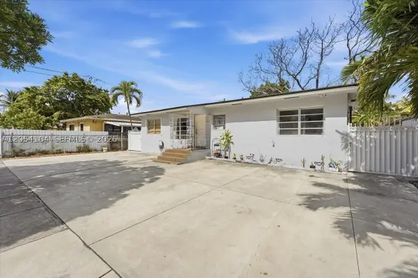 Address Withheld By Seller, Hialeah, FL 33013