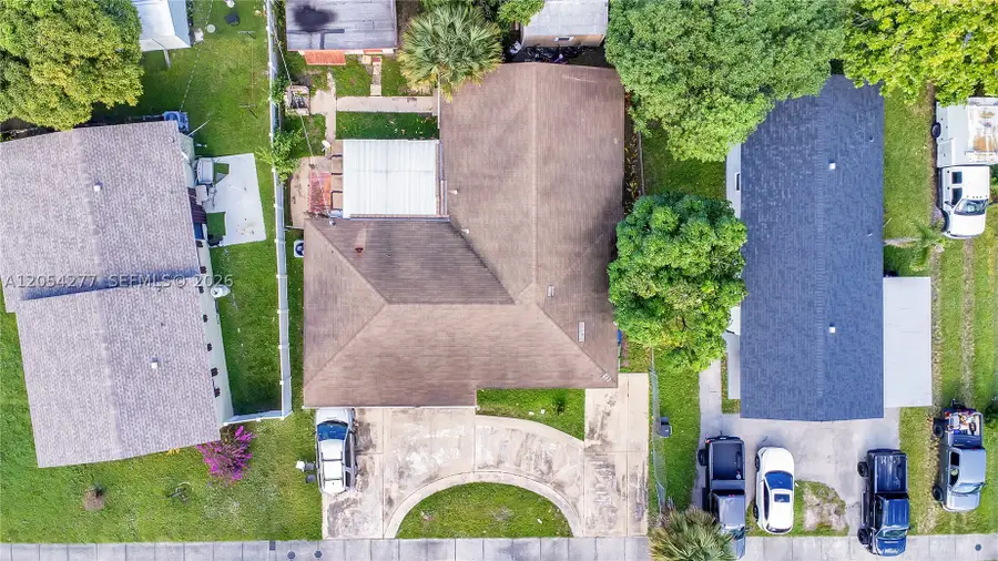 2781 NW 24th St, Fort Lauderdale, FL 33311 - #2