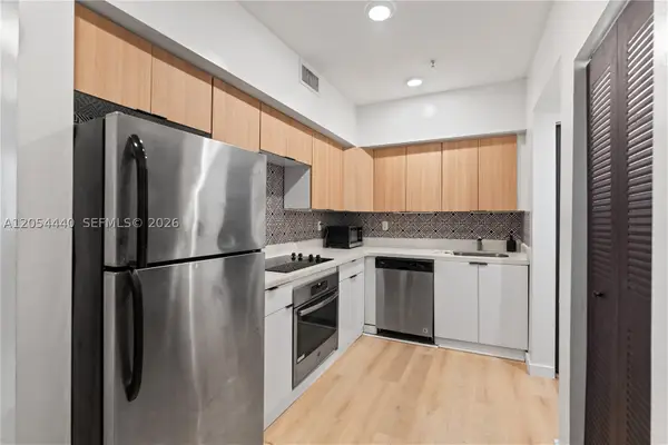 810 7th #102, Miami Beach, FL 33139