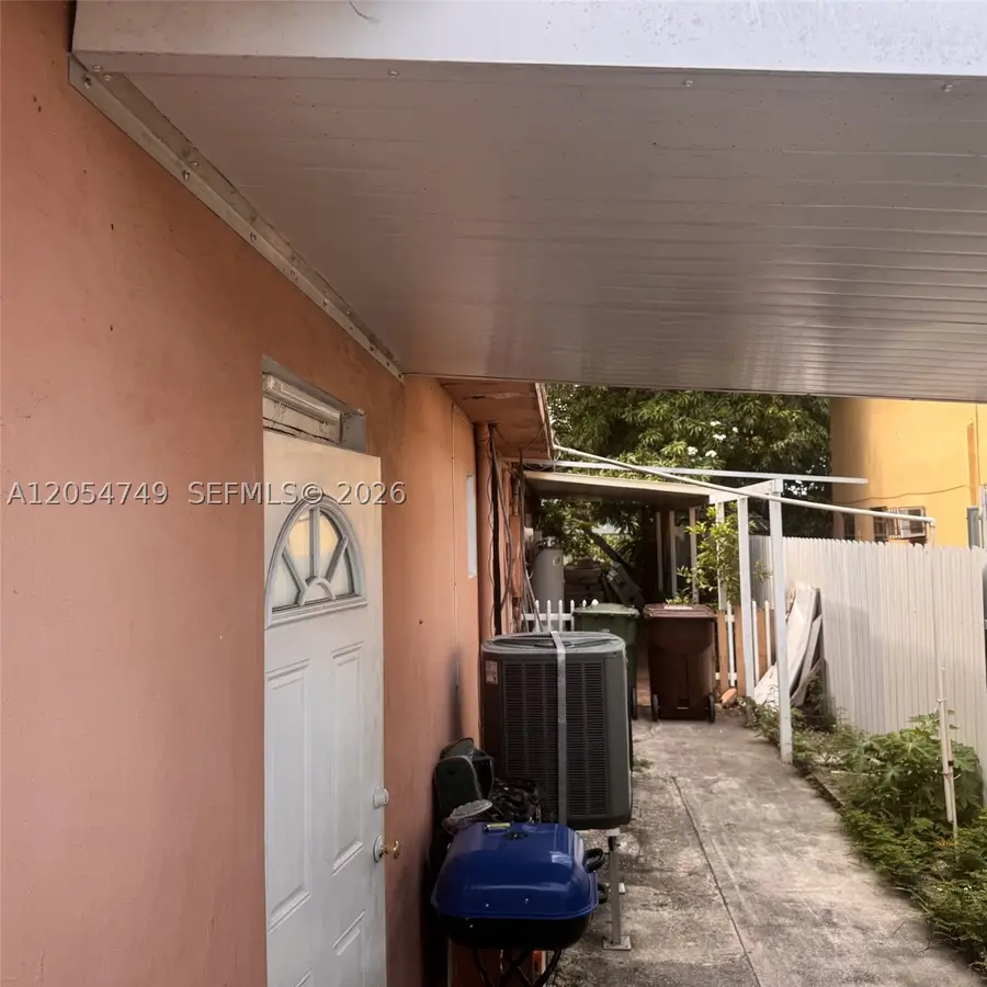 758 E 20th St, Hialeah, FL 33013 - #3