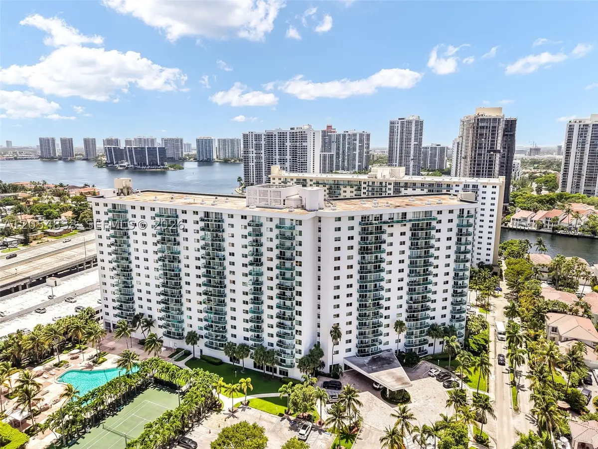 19380 Collins Ave #1423, Sunny Isles Beach, FL 33160 - #1