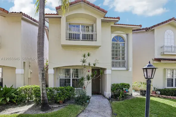 115 NW 108th Ave, Pembroke Pines, FL 33026