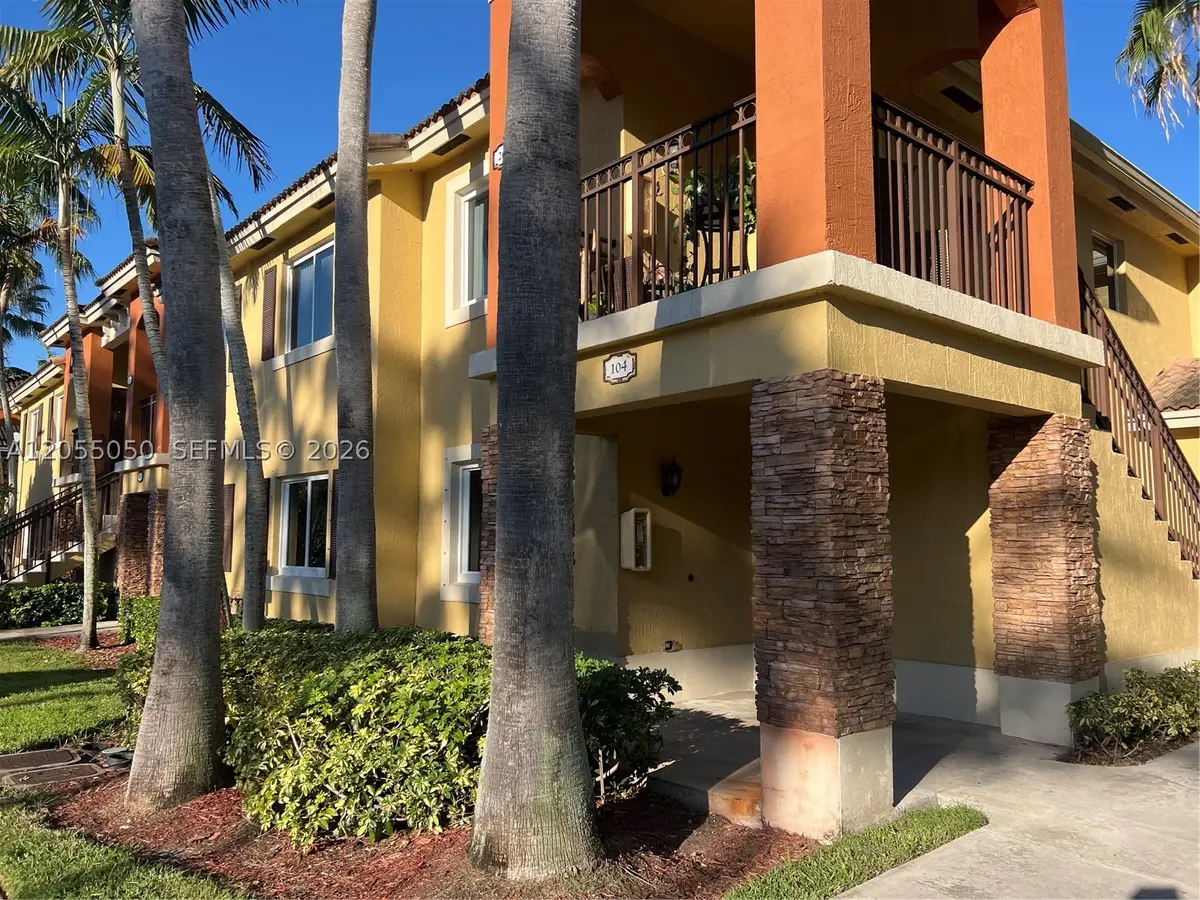 985 NE 33rd Ter #104, Homestead, FL 33033 - #1