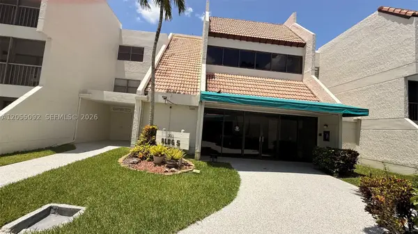 303 Racquet Club Rd #206, Weston, FL 33326