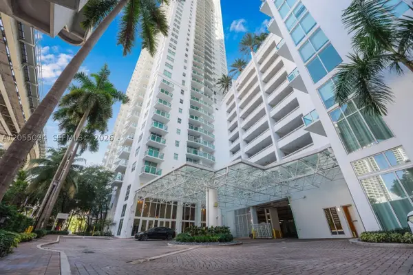 31 SE 5th St #3712, Miami, FL 33131