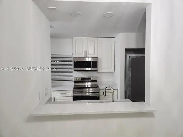 11643 NW 11th St, Pembroke Pines, FL 33026