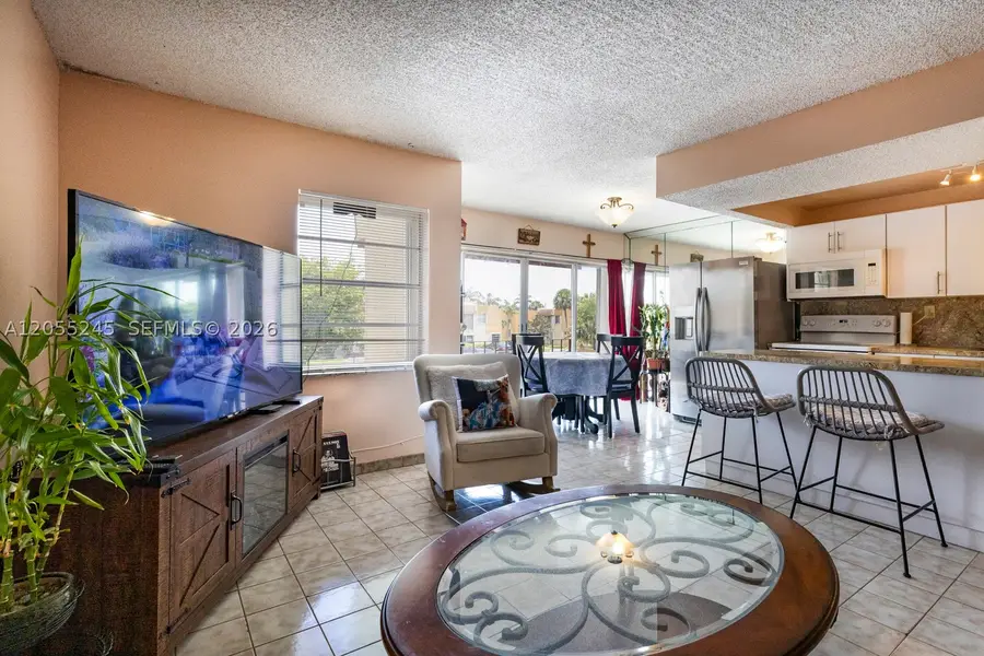 9350 W Flagler St #208B, Miami, FL 33174 - #3