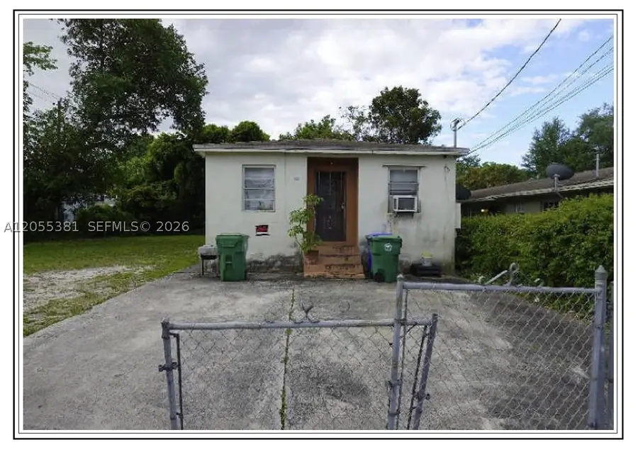 722 / 724 NW 53rd St, Miami, FL 33127 - #2