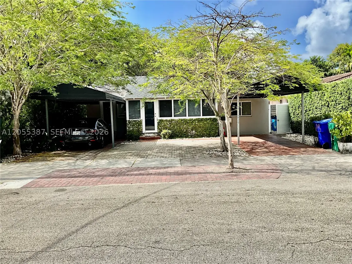 2000 SW 25th St, Miami, FL 33133 - #1