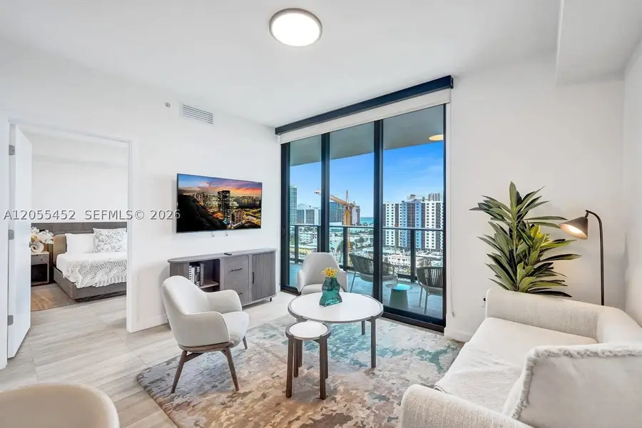 580 72nd #1004, Miami Beach, FL 33141 - #3