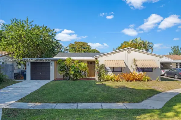 3035 Hayes St, Hollywood, FL 33021