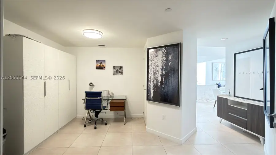 401 N Birch Rd #415, Fort Lauderdale, FL 33304 - #2