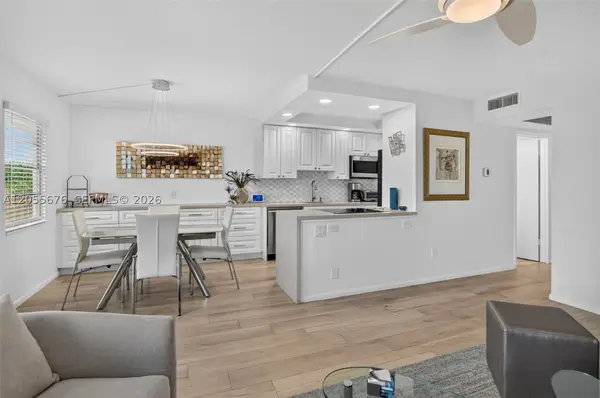 3052 Guildford C #3052, Boca Raton, FL 33434