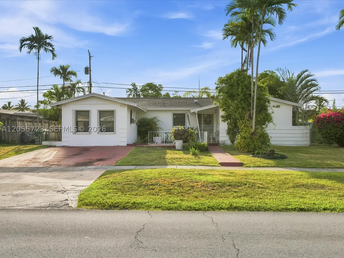 16621 SW 102nd Ave, Miami, FL 33157 - #1