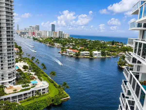 20515 E Country Club Dr #2141, Aventura, FL 33180