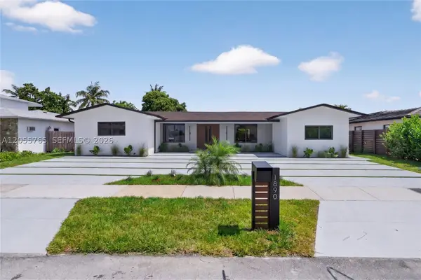1890 NE 211th Ter, Miami, FL 33179