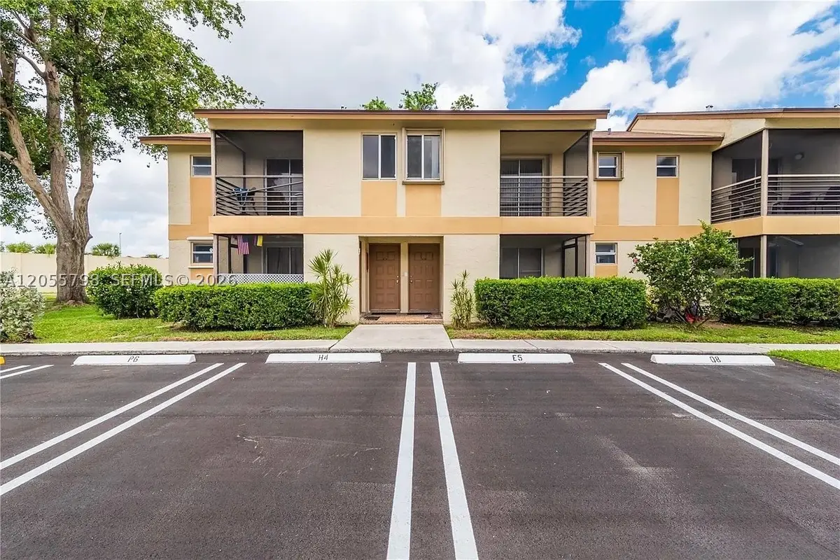 508 Gardens Dr #202, Pompano Beach, FL 33069 - #1