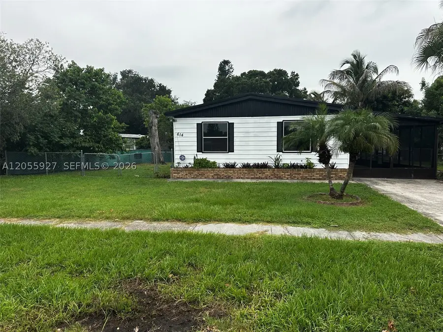 614 Bowden Rd, Clewiston, FL 33440 - #3