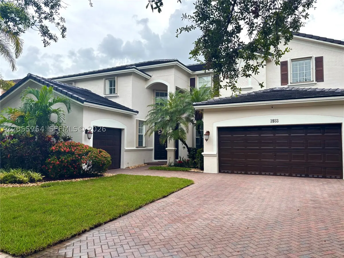 3933 E Hibiscus St, Weston, FL 33332 - #1