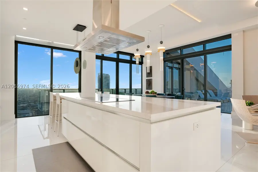 88 SW 7th St #PH 4303, Miami, FL 33130 - #2