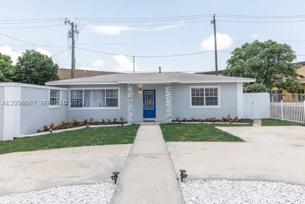 935 NE 164th St, North Miami Beach, FL 33162