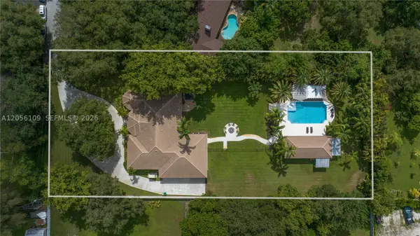 11070 SW 52nd Ct, Davie, FL 33328
