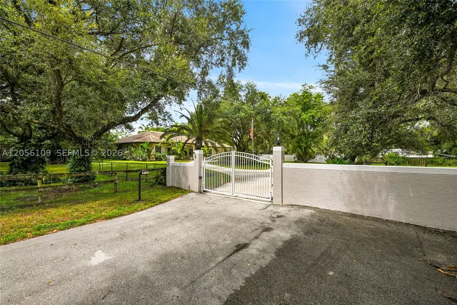 11070 SW 52nd Ct, Davie, FL 33328 - #2