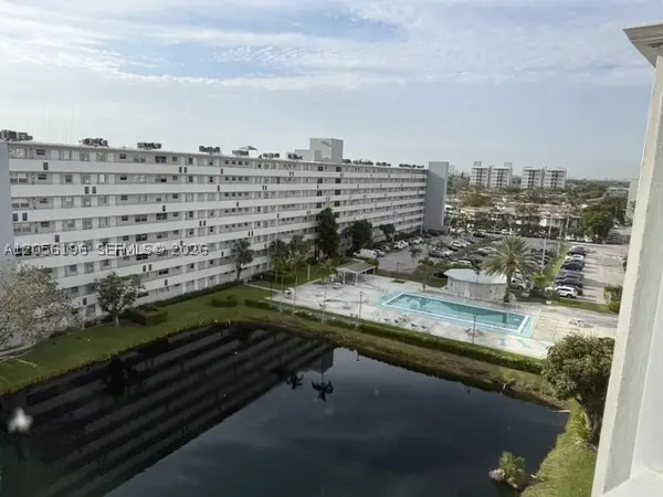1770 NE 191st St #808-1, Miami, FL 33179