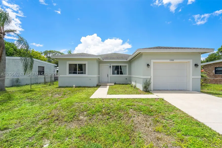 1330 NW 11th St, Fort Lauderdale, FL 33311 - #2
