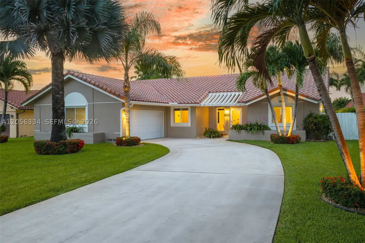 5621 Thornbluff Ave, Davie, FL 33331 - #1