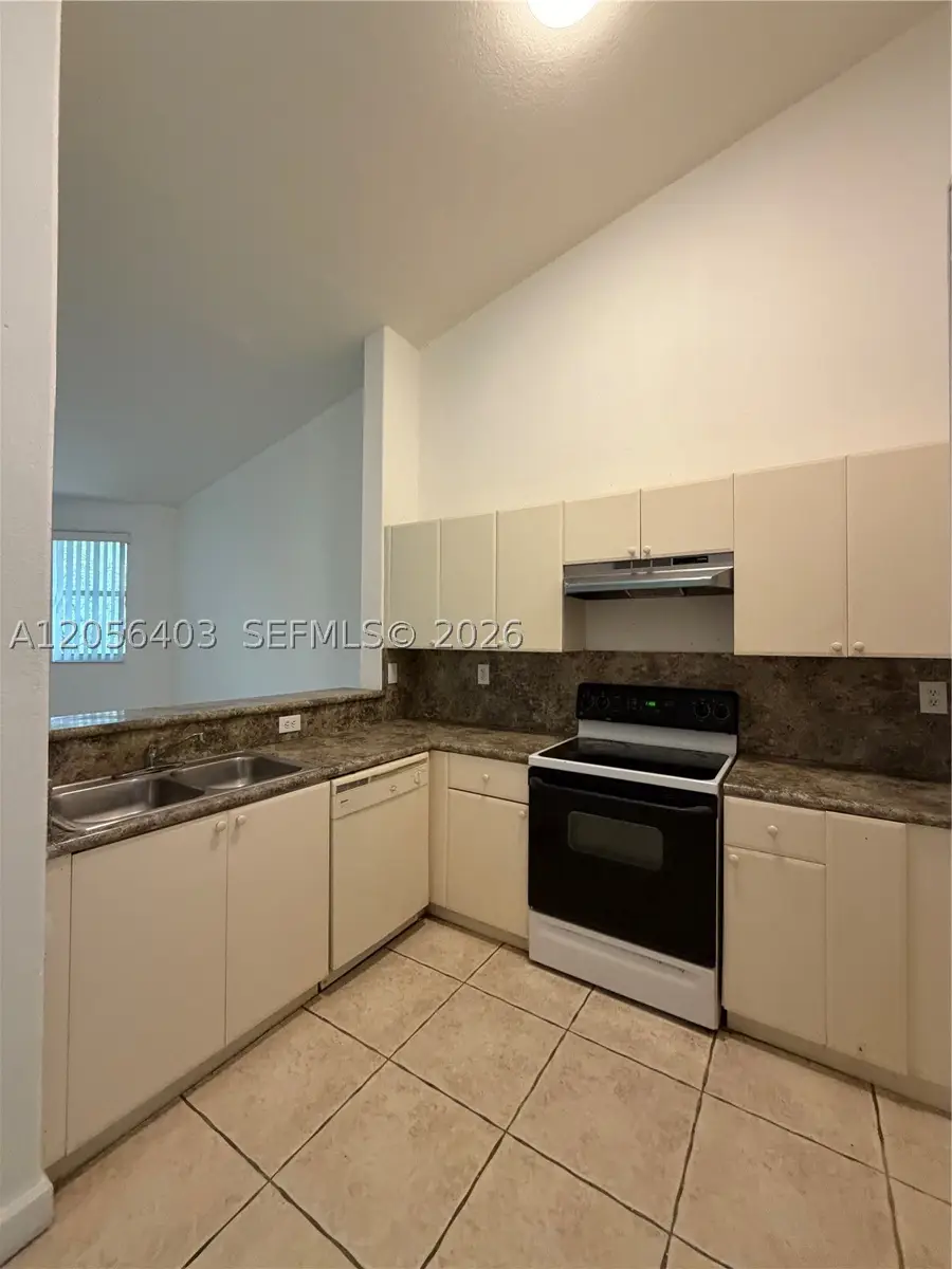 1661 SE 28th St #204, Homestead, FL 33035 - #3