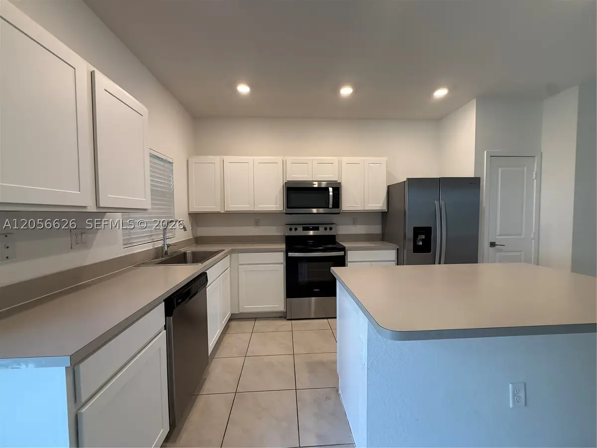 721 SW 11th St, Florida City, FL 33034 - #1
