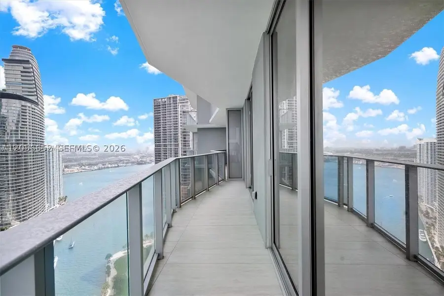 77 SE 5th St #4106, Miami, FL 33131 - #2
