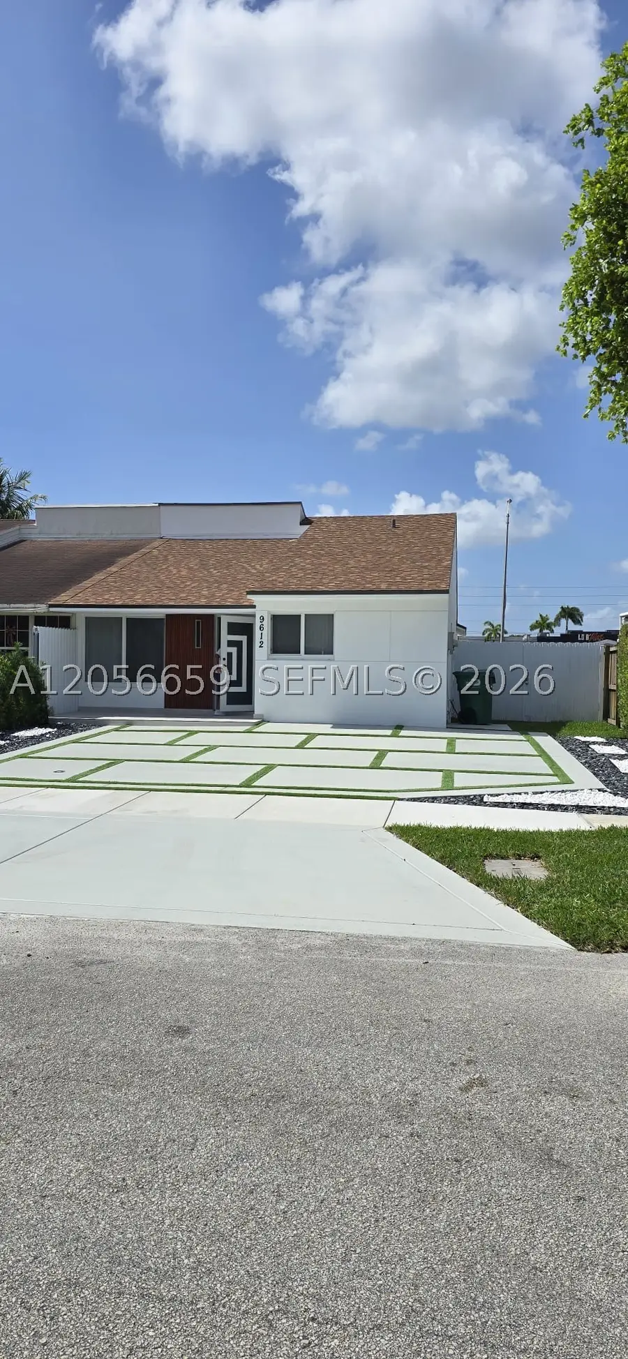 9612 Grand Canal Dr, Miami, FL 33174 - #3