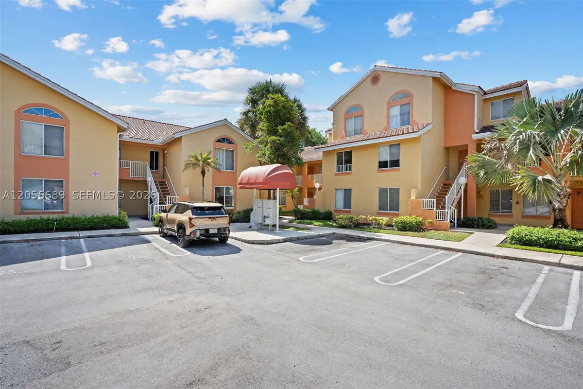 927 Coral Club Dr #927, Coral Springs, FL 33071 - #1