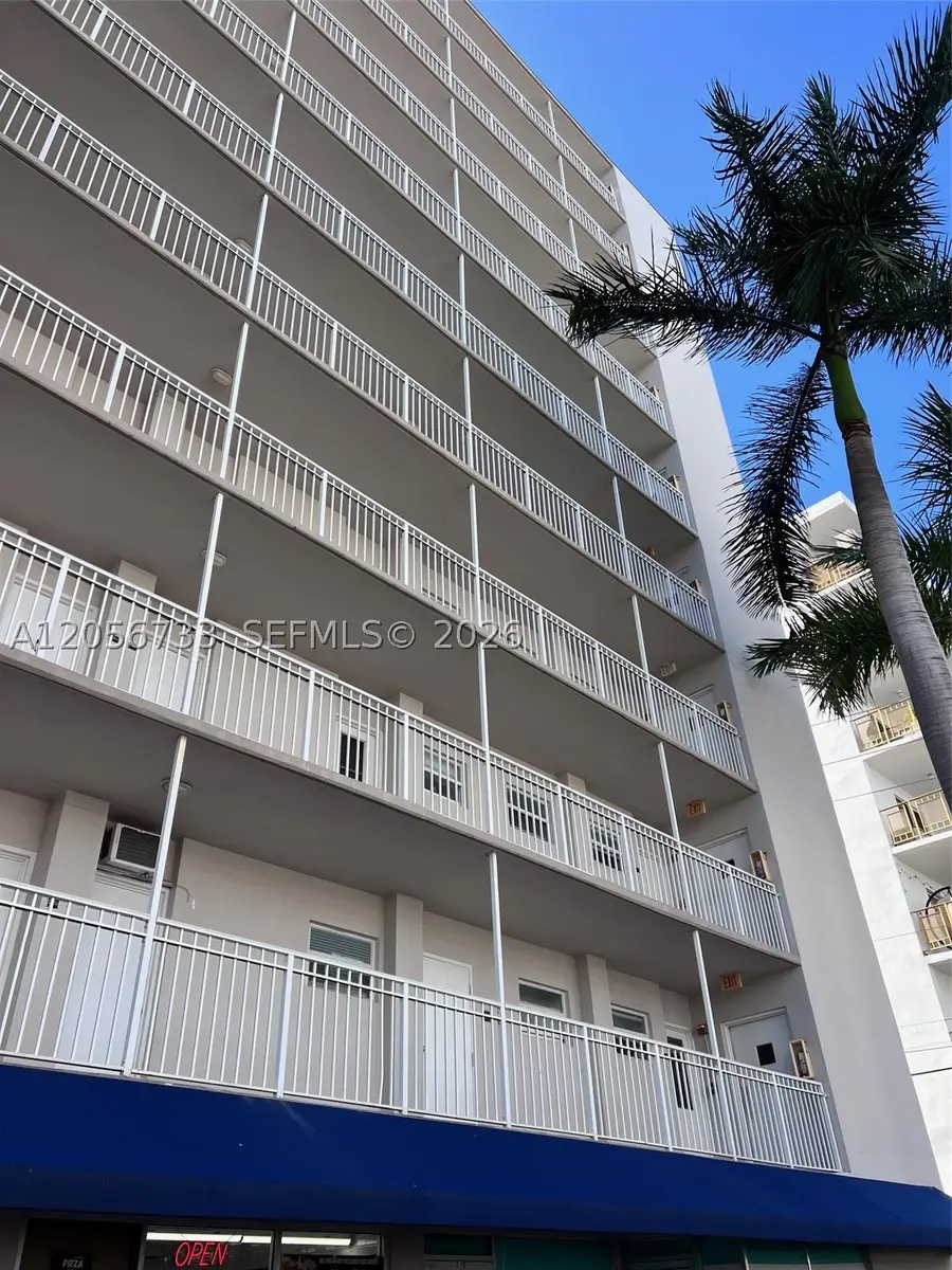 1300 Lincoln Rd #D304, Miami Beach, FL 33139 - #3
