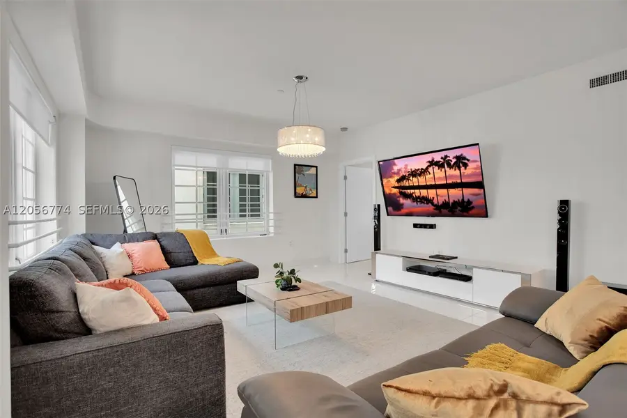 1250 Ocean Dr #2N, Miami Beach, FL 33139 - #3