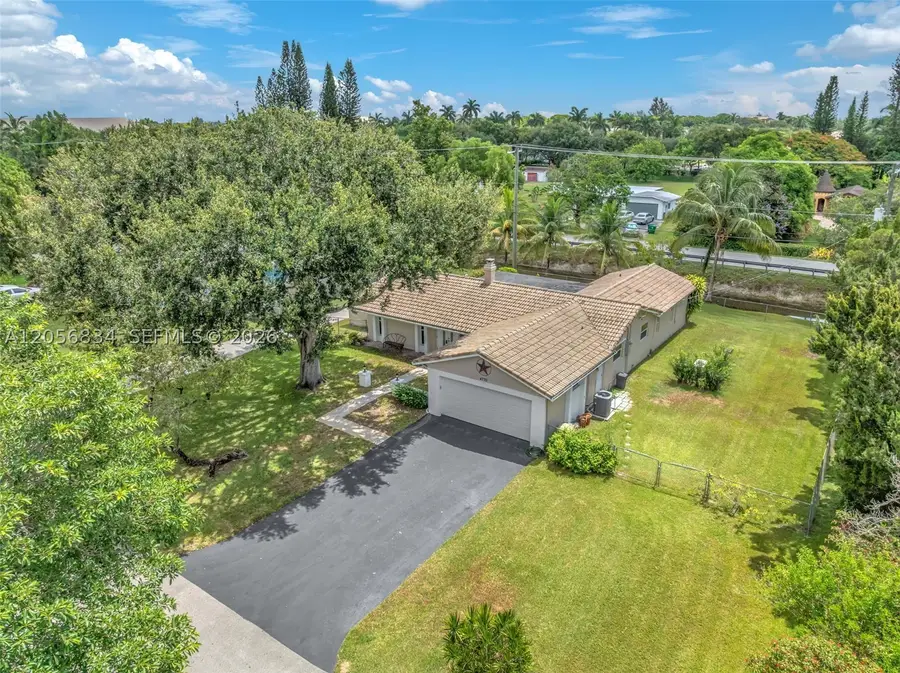 4770 SW 70th Ter, Davie, FL 33314 - #3