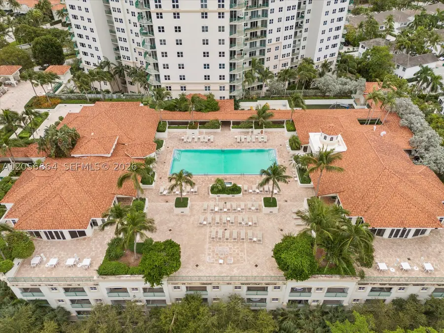 20000 E Country Club Dr #416, Aventura, FL 33180 - #2