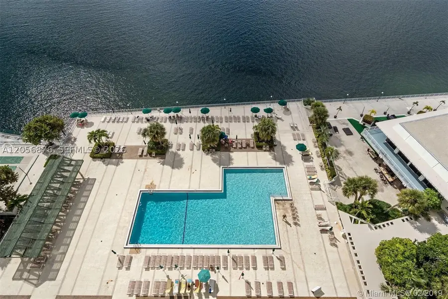 300 Bayview Dr #207, Sunny Isles Beach, FL 33160 - #3
