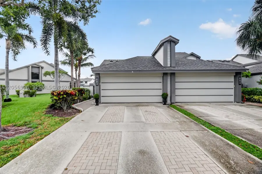 802 Landings Blvd, Greenacres, FL 33413 - #2