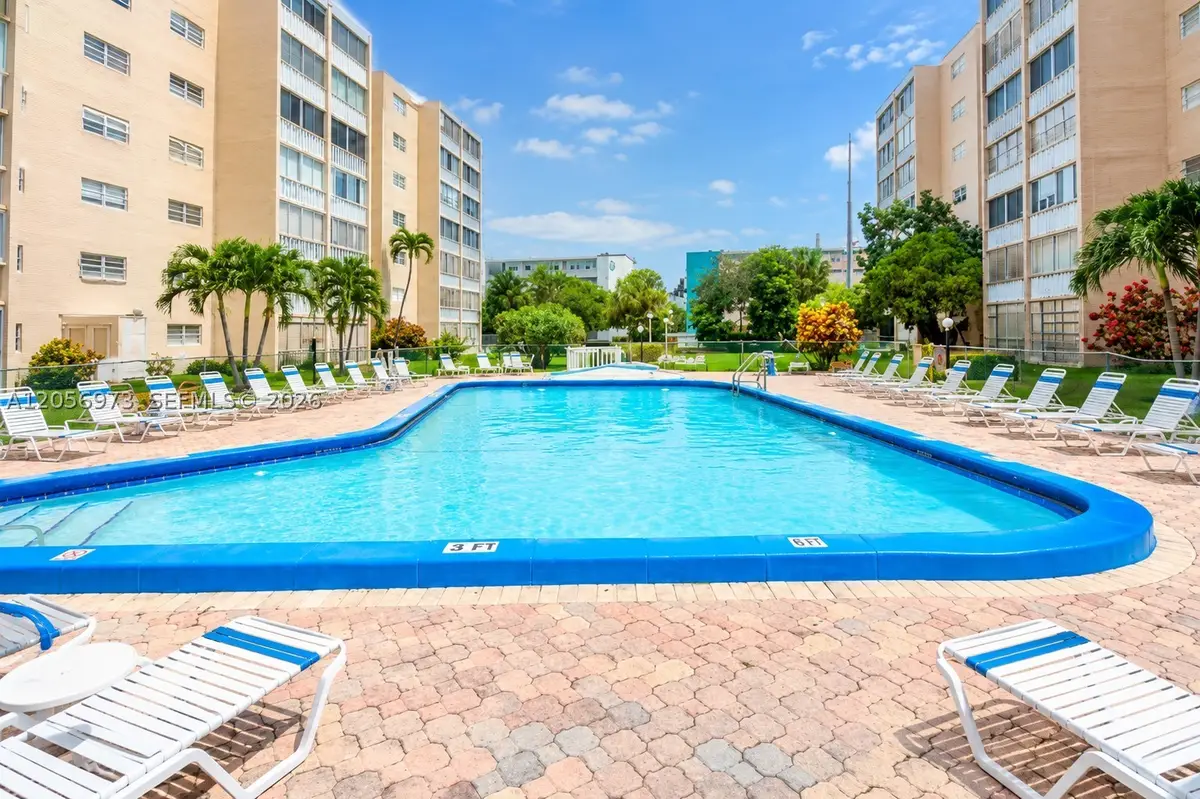 301 NE 14th Ave #507, Hallandale Beach, FL 33009 - #1