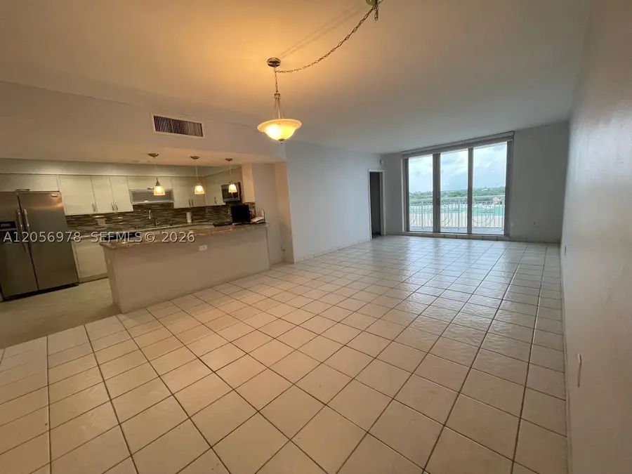 5825 Collins Ave #7B, Miami Beach, FL 33140 - #3