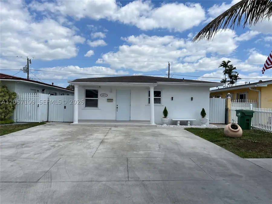 10571 SW 27th St, Miami, FL 33165 - #2