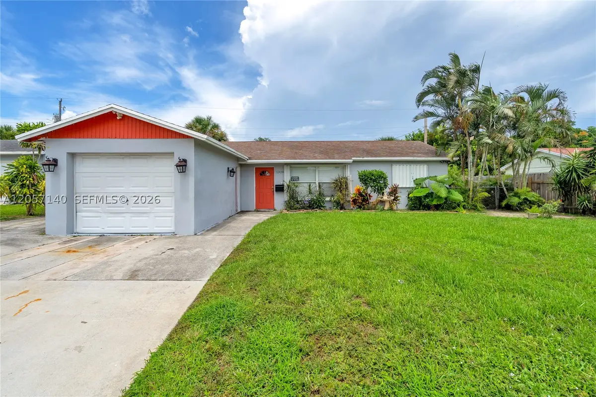 1320 W 26th Ct, Riviera Beach, FL 33404 - #1