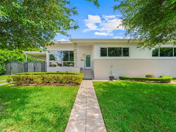 8651 SW 32nd Ter, Miami, FL 33155